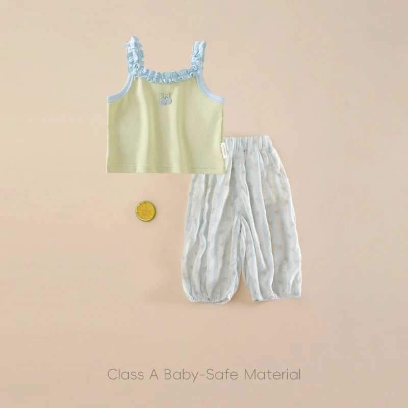 Summer new baby girl set with suspender and mosquito repellent pants, two-piece set for baby girl clothing
Summer new baby girl set with suspender and mosquito repellent pants, two-piece set for baby girl clothing