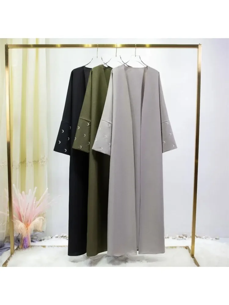 Elegant Women Open Front Abays Muslim Dress Moon Embroidery Sleeve Cardigan Abaya Shawl Cape Suitable for And Festivals
Elegant Women Open Front Abays Muslim Dress Moon Embroidery Sleeve Cardigan Abaya Shawl Cape Suitable for And Festivals