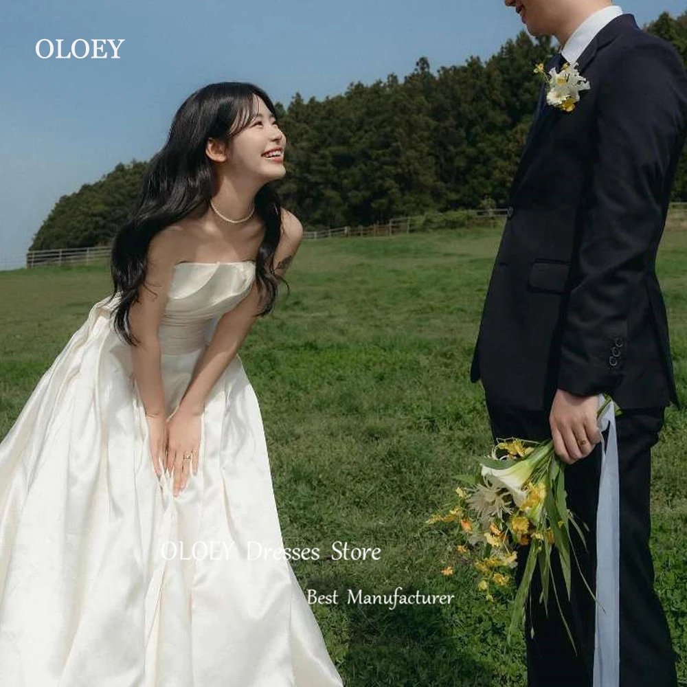 OLOEY Simple Soft Satin Wedding Dresses Korea Photoshoot Strapless Floor Length Corset Back Bridal Gown Country Bride Dresss
OLOEY Simple Soft Satin Wedding Dresses Korea Photoshoot Strapless Floor Length Corset Back Bridal Gown Country Bride Dresss