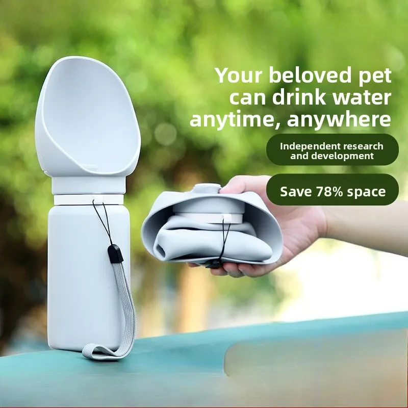 Pet supplies Dog accompanying water cup Outdoor portable travel Foldable kettle Water dispenser for walking dogs
Pet supplies Dog accompanying water cup Outdoor portable travel Foldable kettle Water dispenser for walking dogs