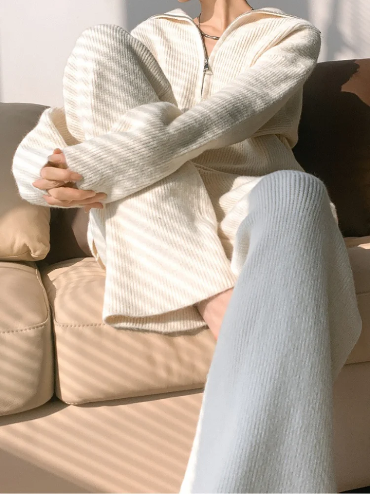 Women Chic Zipper Pant Sets Lady Casual Fashion High Collar Knitted Cardigan Straight-leg Pants Suits 2026 New Street Daily Wear
Women Chic Zipper Pant Sets Lady Casual Fashion High Collar Knitted Cardigan Straight-leg Pants Suits 2026 New Street Daily Wear