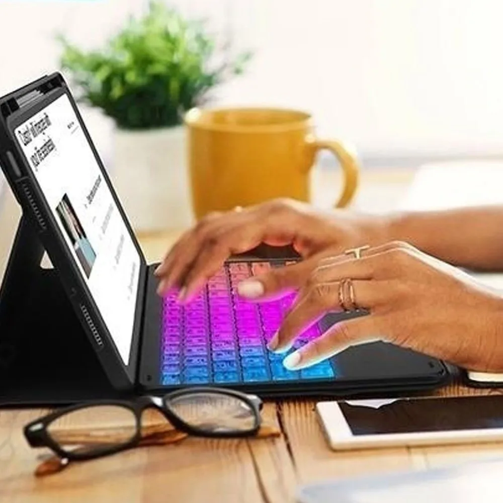 Bluetooth-клавиатура с RGB-подсветкой, красочная беспроводная клавиатура со светящейся подсветкой, компактная перезаряжаемая портативная клавиатура для планшетов/ноутбуков 
Bluetooth-клавиатура с RGB-подсветкой, красочная беспроводная клавиатура со светящейся подсветкой, компактная перезаряжаемая портативная клавиатура для планшетов/ноутбуков