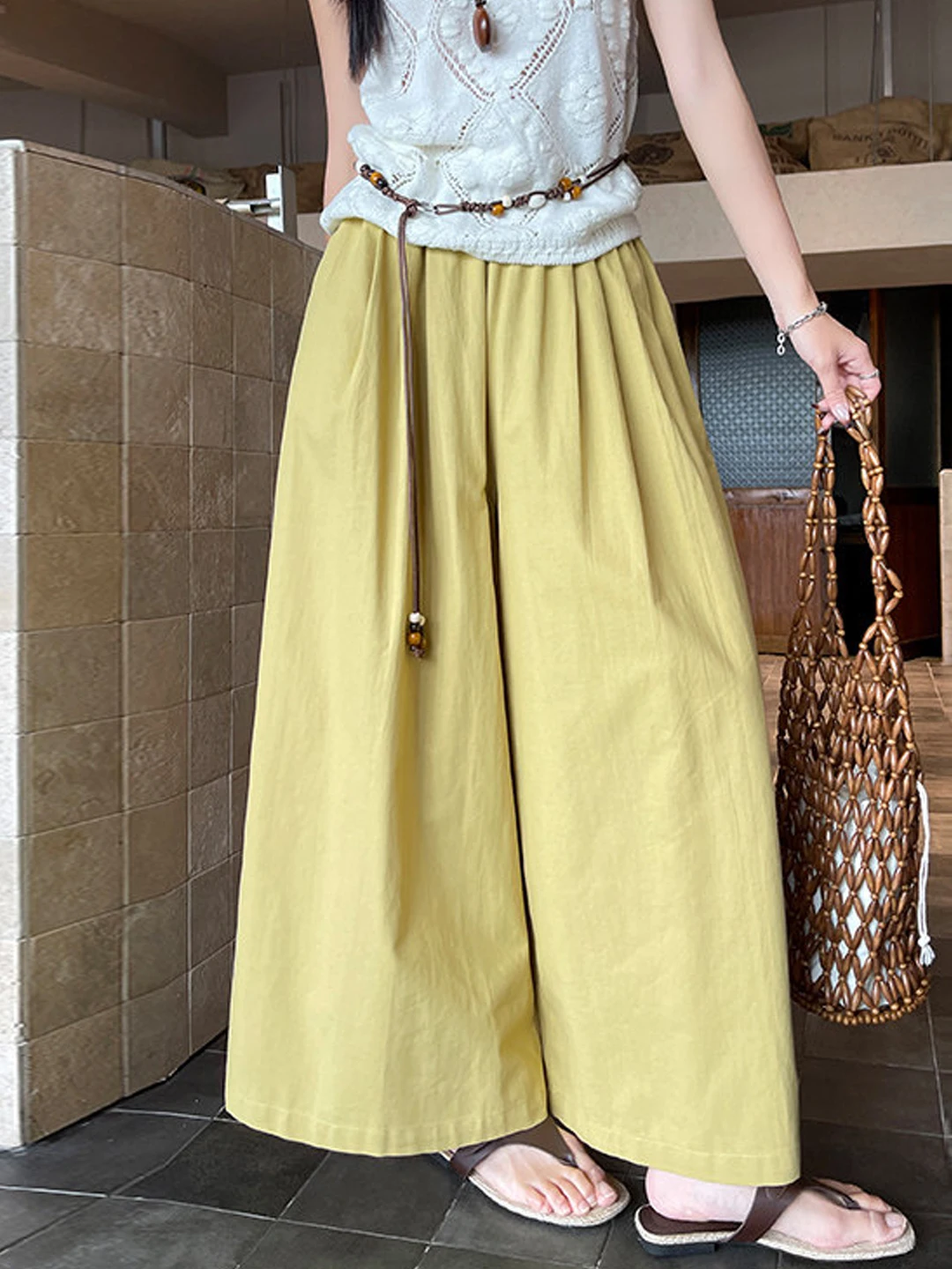 Yellow Linen Casual Wide Leg Pants Women's Summer 2026 New Style High Waist Straight Tube Long Trousers Korean Commute Style
Yellow Linen Casual Wide Leg Pants Women's Summer 2026 New Style High Waist Straight Tube Long Trousers Korean Commute Style