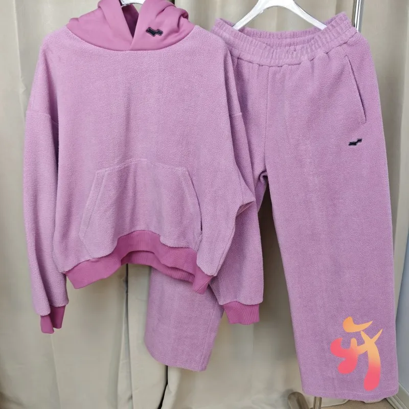 Real Photo Skylrk Hoodie Winter Pink Patchwork Heavy Particle Fleece Embroidered Logo Pants Men Women Street Loose Casual Set
Real Photo Skylrk Hoodie Winter Pink Patchwork Heavy Particle Fleece Embroidered Logo Pants Men Women Street Loose Casual Set