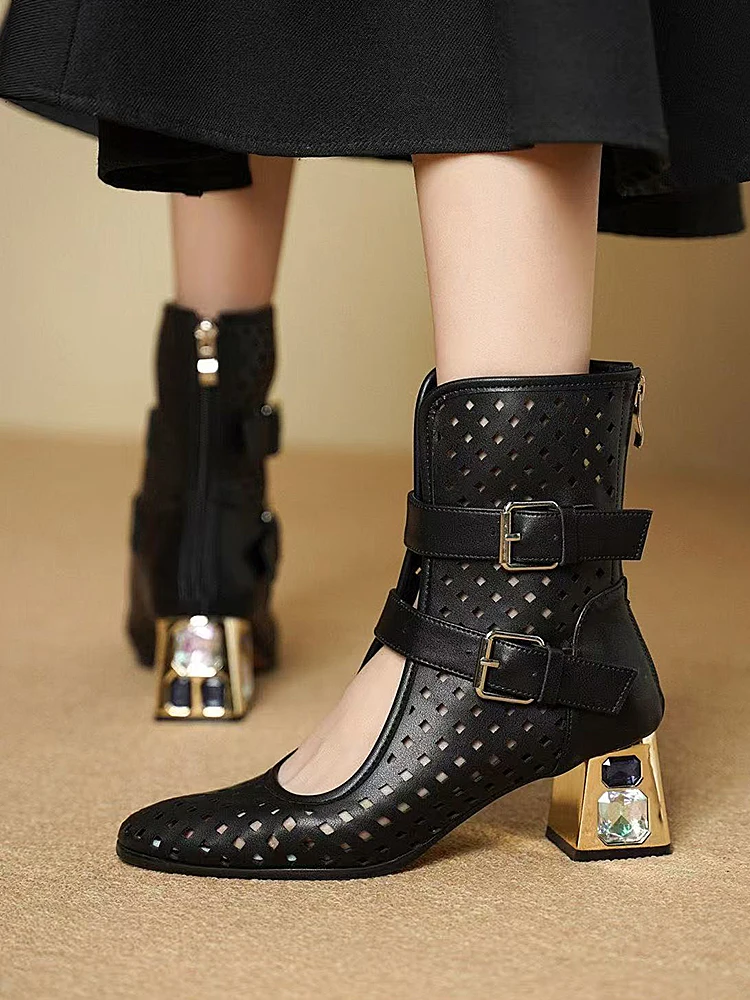 Summer Boots for Woman Design Hollow Rhinestone Buckle Brand Sandals Luxury,unique Wedge High-top Elegant Ladies Shoes
Summer Boots for Woman Design Hollow Rhinestone Buckle Brand Sandals Luxury,unique Wedge High-top Elegant Ladies Shoes
