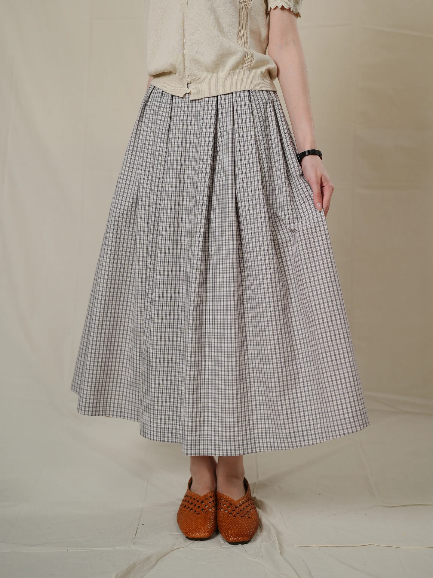 High Waist Cotton Plaid Skirt MarchNoon Vintage Loose Fit A-Line Midi Skirt Skin-Friendly Breathable Gathered Elastic Waist
High Waist Cotton Plaid Skirt MarchNoon Vintage Loose Fit A-Line Midi Skirt Skin-Friendly Breathable Gathered Elastic Waist