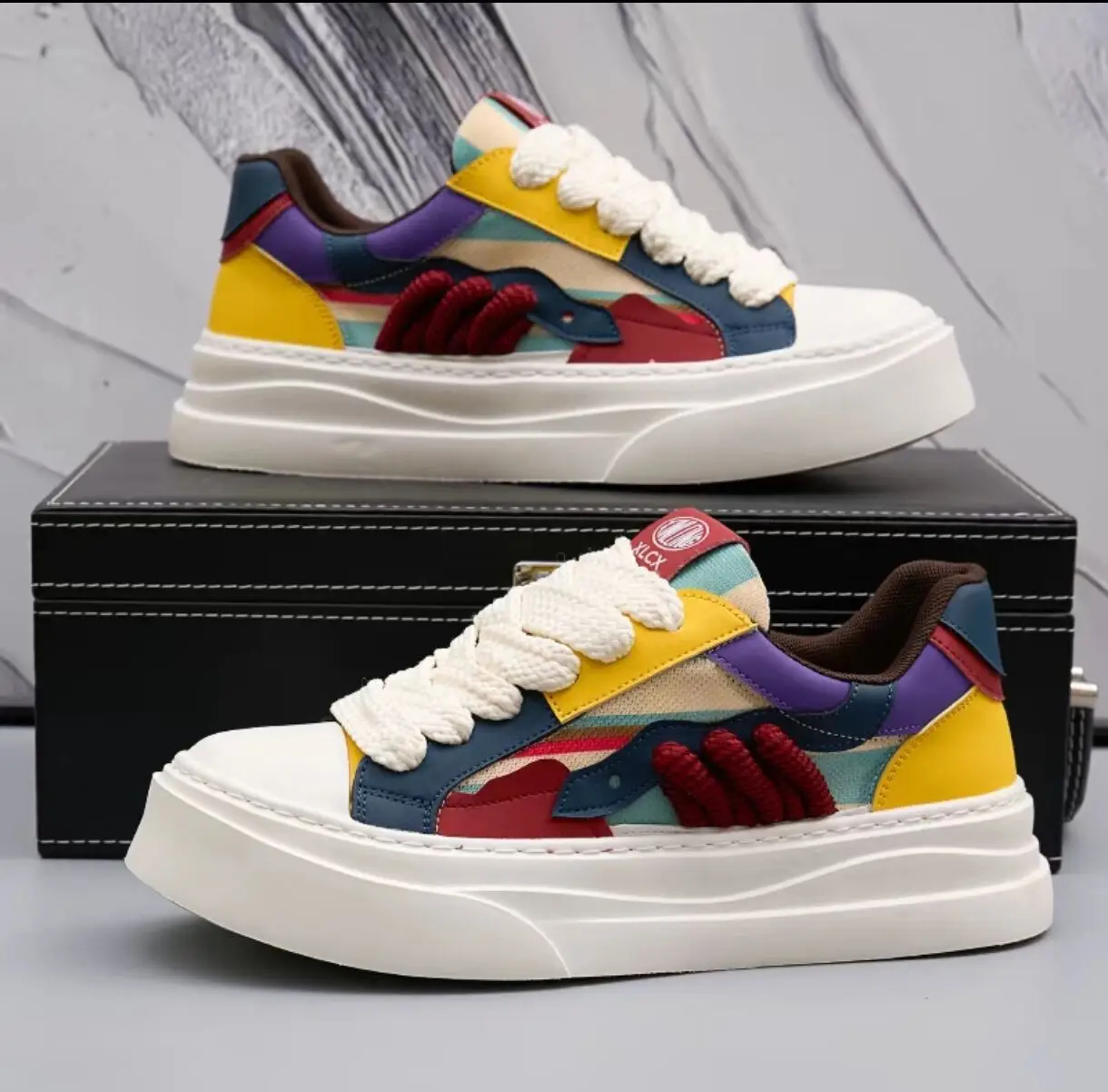 Autumn Hot Sale Casual Man Shoes Fashion Comfortable Shoe Men Sneakers 2025 Designer Artificial Leather Man Flat Male Chaussures
Autumn Hot Sale Casual Man Shoes Fashion Comfortable Shoe Men Sneakers 2025 Designer Artificial Leather Man Flat Male Chaussures
