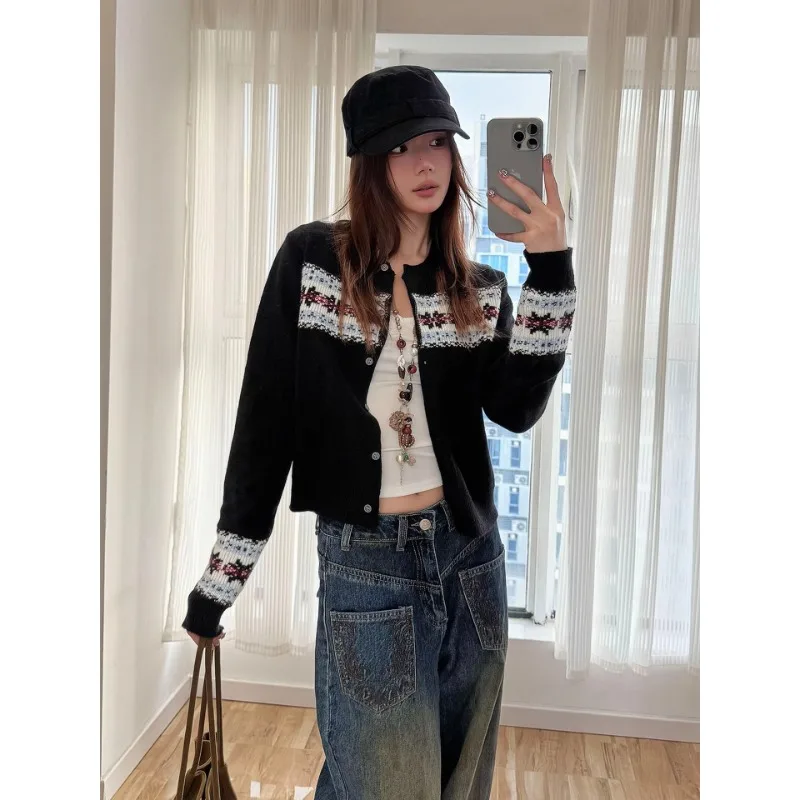 Женские кардиганы и свитеры без рукавов в стиле фэйр-айл с градиентом, французским узором, высоким воротником, бахромой, темно-синие, облегающие, для офиса (OL)
Женские кардиганы и свитеры без рукавов в стиле фэйр-айл с градиентом, французским узором, высоким воротником, бахромой, темно-синие, облегающие, для офиса (OL)