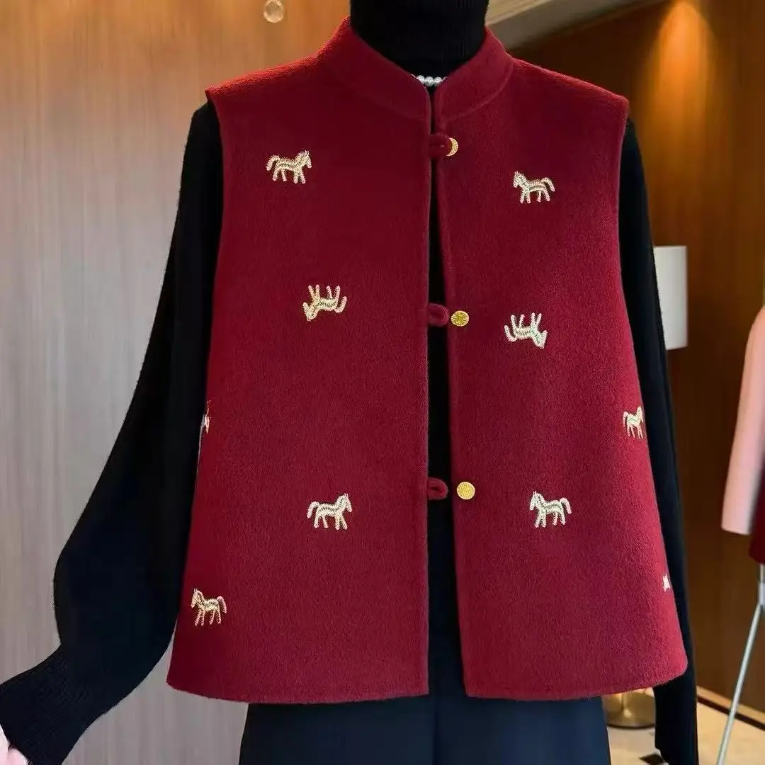 New Chinese Sle Double-Sided Woolen Vest Embroidered Faion Early Spring 2026 New Year's Red Women's Jaet
New Chinese Sle Double-Sided Woolen Vest Embroidered Faion Early Spring 2026 New Year's Red Women's Jaet