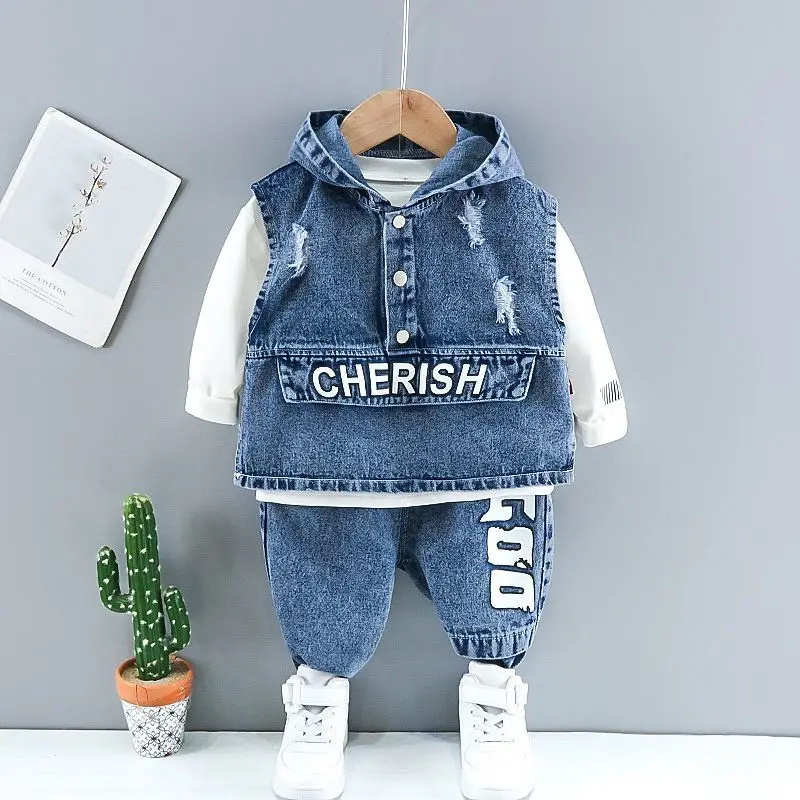 Baby Boy Clothes Spring autumn Fashion Ripped Denim Suit Letter Denim Jacket Hooded Vest + Bottoming Shirt + Pants 3PCS Set
Baby Boy Clothes Spring autumn Fashion Ripped Denim Suit Letter Denim Jacket Hooded Vest + Bottoming Shirt + Pants 3PCS Set