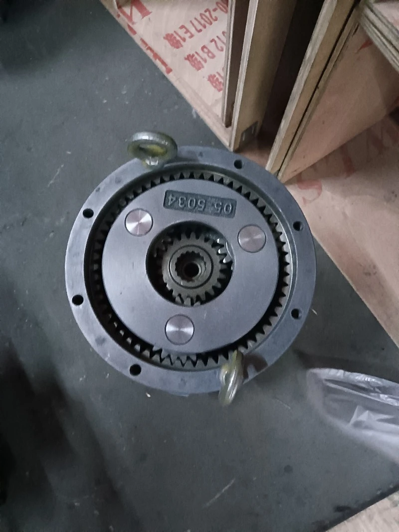 EX60-2 EX60-3 Swing Gearbox Final Drive
EX60-2 EX60-3 Swing Gearbox Final Drive