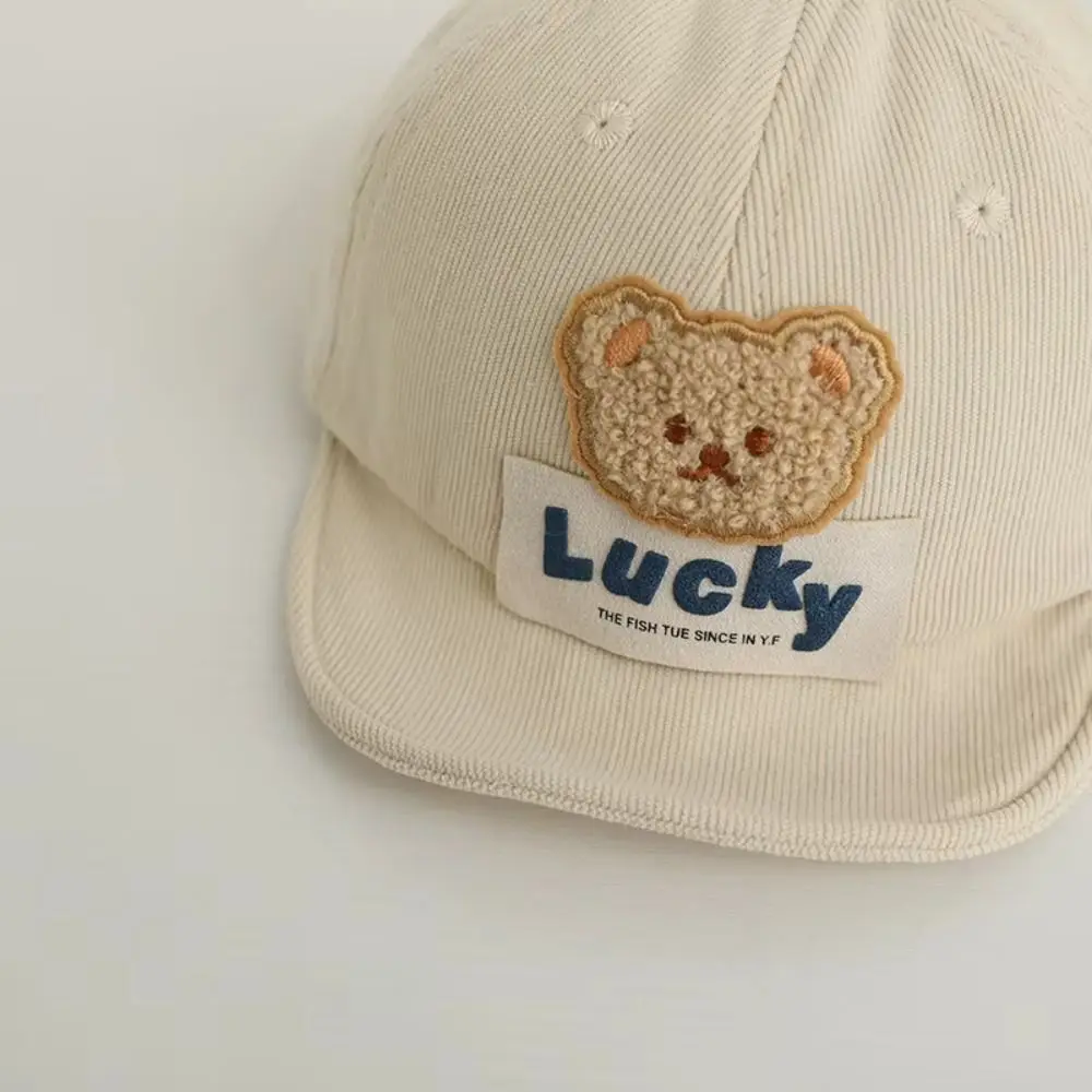 Милая детская бейсболка с мультяшным рисунком в корейском стиле, однотонная, с медведем, кепка с козырьком, панама, детская шляпа от солнца
Милая детская бейсболка с мультяшным рисунком в корейском стиле, однотонная, с медведем, кепка с козырьком, панама, детская шляпа от солнца