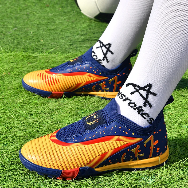 New Men Kids Professional Soccer Shoes Boys Football Boots Ultralight Match Training Shoes Non-Slip Cleats Grass Drop Shipping
New Men Kids Professional Soccer Shoes Boys Football Boots Ultralight Match Training Shoes Non-Slip Cleats Grass Drop Shipping