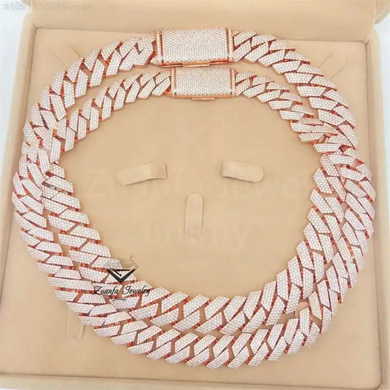 Popular Selling Style 18mm Width 4row 18mm Luxury Hand Setting Iced Out Vvs1 Moissanite Diamond Cuban Link
Popular Selling Style 18mm Width 4row 18mm Luxury Hand Setting Iced Out Vvs1 Moissanite Diamond Cuban Link
