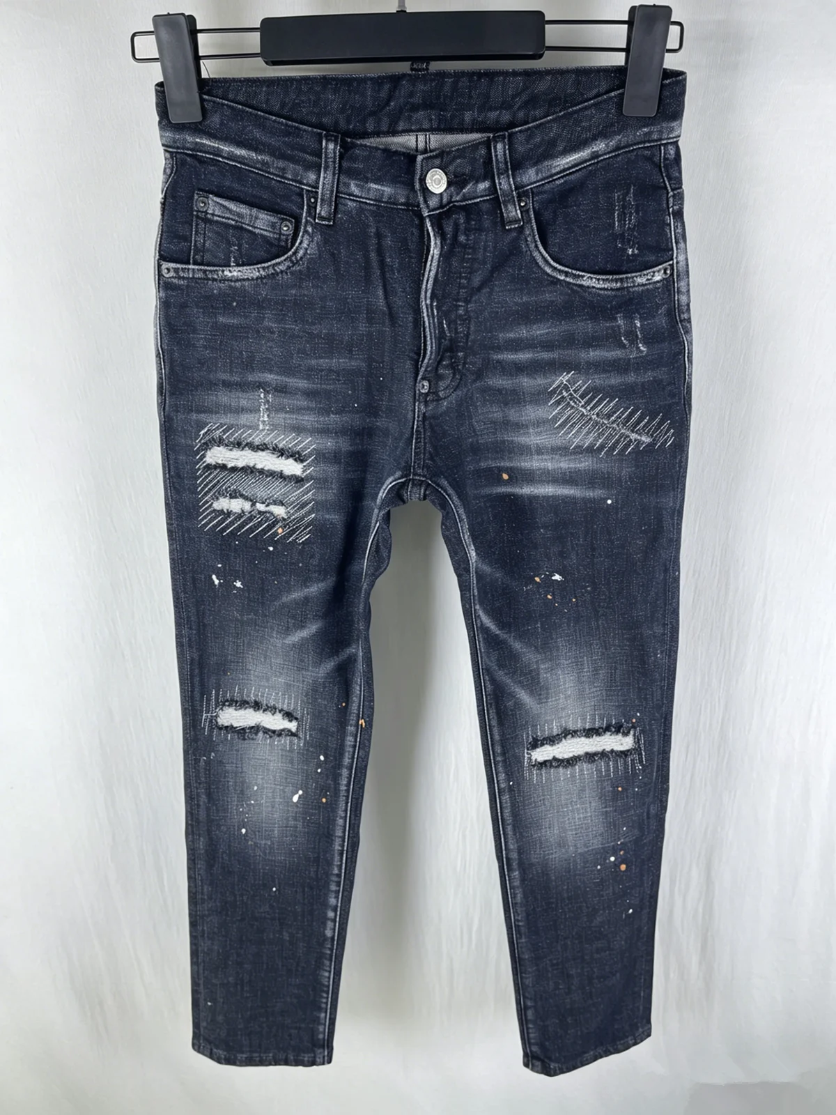 6078 Four Seasons New Men's Black Ripped Jeans Fashion Patch Broken Ink Paint Stretch Slim Fit Pants
6078 Four Seasons New Men's Black Ripped Jeans Fashion Patch Broken Ink Paint Stretch Slim Fit Pants