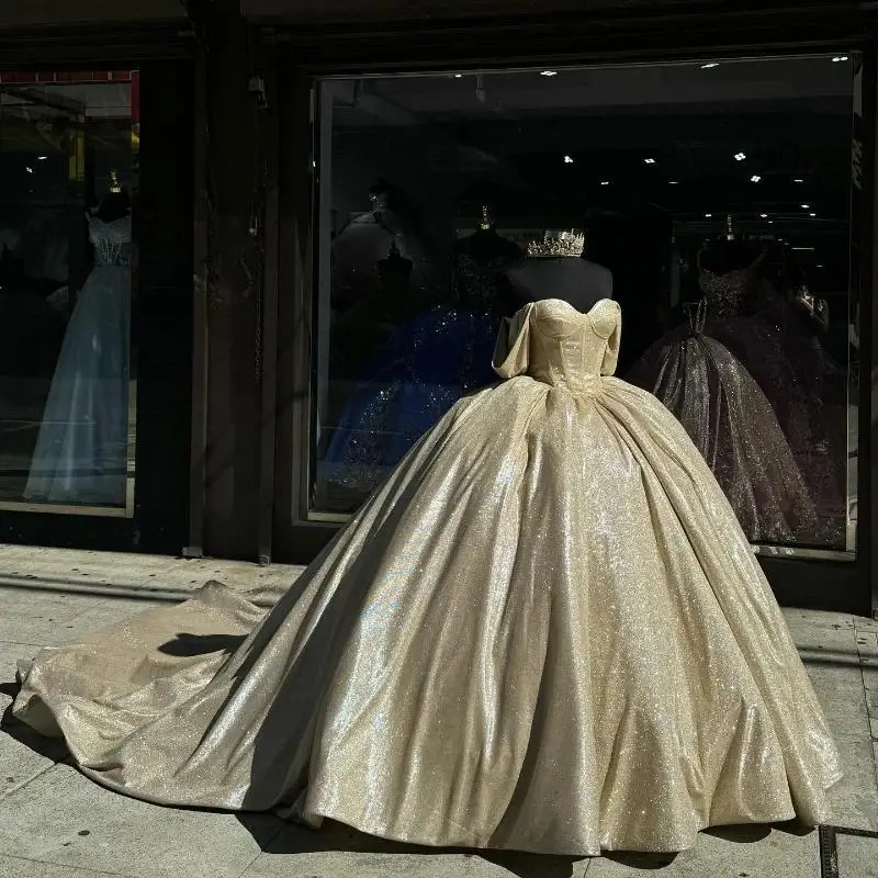 Блестящее платье принцессы Quinceanera бальное платье с открытыми плечами 15th Вечерние Платье милое 16 платье Vestido
Блестящее платье принцессы Quinceanera бальное платье с открытыми плечами 15th Вечерние Платье милое 16 платье Vestido