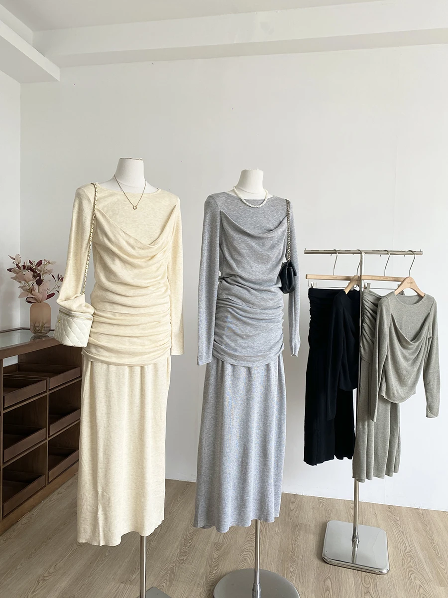 2025 Early Autumn New Korean Style round Neck Versatile Long Sleeve Top High Waist Slimming Midi Skirt Fashionable Commute Suit
2025 Early Autumn New Korean Style round Neck Versatile Long Sleeve Top High Waist Slimming Midi Skirt Fashionable Commute Suit