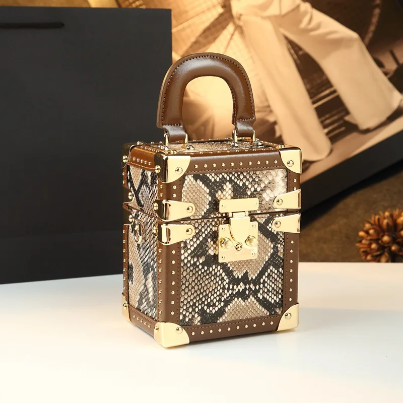 Leather Box Bag Women's New Fashion Shoulder Crossbody Bags for Women
Leather Box Bag Women's New Fashion Shoulder Crossbody Bags for Women