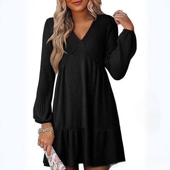 Y2K women's V-neck long-sleeved casual dress new ribbed knitted waist loose and elegant solid color dress elegant fashion dress
Y2K women's V-neck long-sleeved casual dress new ribbed knitted waist loose and elegant solid color dress elegant fashion dress