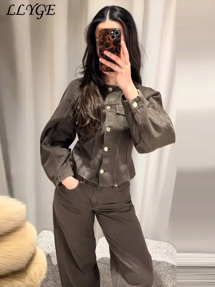 Solid Denim Women Trouser Suits O-neck Single Breasted Pocket Coat Zipped High Waist Pants 2025 Spring New Fashion Female Sets
Solid Denim Women Trouser Suits O-neck Single Breasted Pocket Coat Zipped High Waist Pants 2025 Spring New Fashion Female Sets