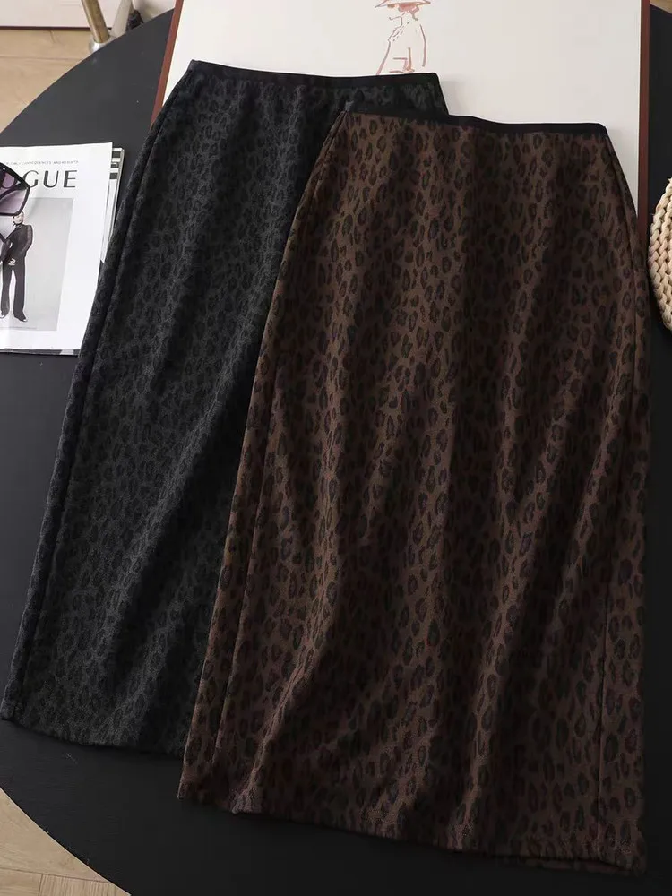 Шерстяная юбка с леопардовым принтом, на резинке, с разрезом, прямая, длинная, женская, осенняя, стройнящая, повседневная
Шерстяная юбка с леопардовым принтом, на резинке, с разрезом, прямая, длинная, женская, осенняя, стройнящая, повседневная