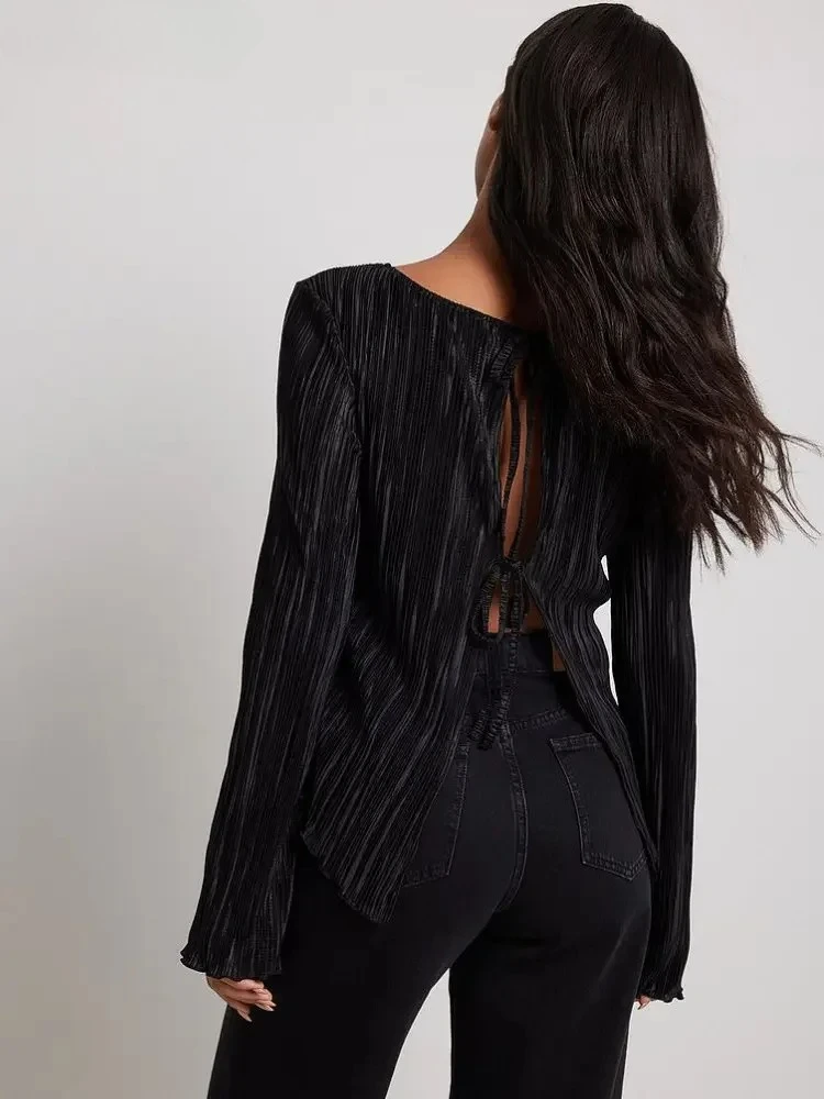 2025 New Sexy Pink Lace-Up Women Shirt Summer Bodycon Long Sleeve Blouses Ladies Fashion Comfortable Pleated Tops Blouse Women
2025 New Sexy Pink Lace-Up Women Shirt Summer Bodycon Long Sleeve Blouses Ladies Fashion Comfortable Pleated Tops Blouse Women