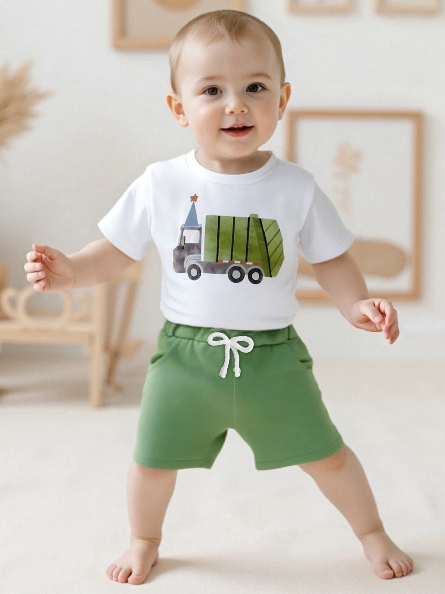 Baby Boy Summer Outfits Dinosaur Print Short Sleeve Crew Neck T-Shirts with Drawstring Waist Solid Shorts 2 Piece Set for
Baby Boy Summer Outfits Dinosaur Print Short Sleeve Crew Neck T-Shirts with Drawstring Waist Solid Shorts 2 Piece Set for