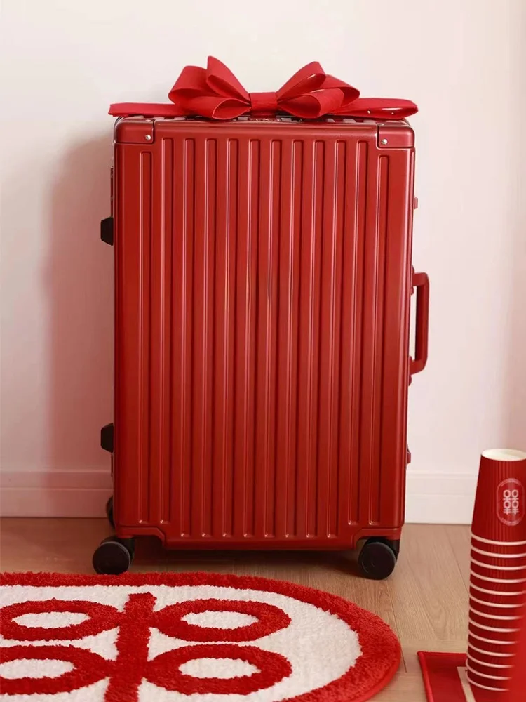 Wine Red Luggage Suitcase Travel Wedding Gift Box New Bride Accompanying Trunk Hard Carry-On Bag Nylon Interior Material
Wine Red Luggage Suitcase Travel Wedding Gift Box New Bride Accompanying Trunk Hard Carry-On Bag Nylon Interior Material