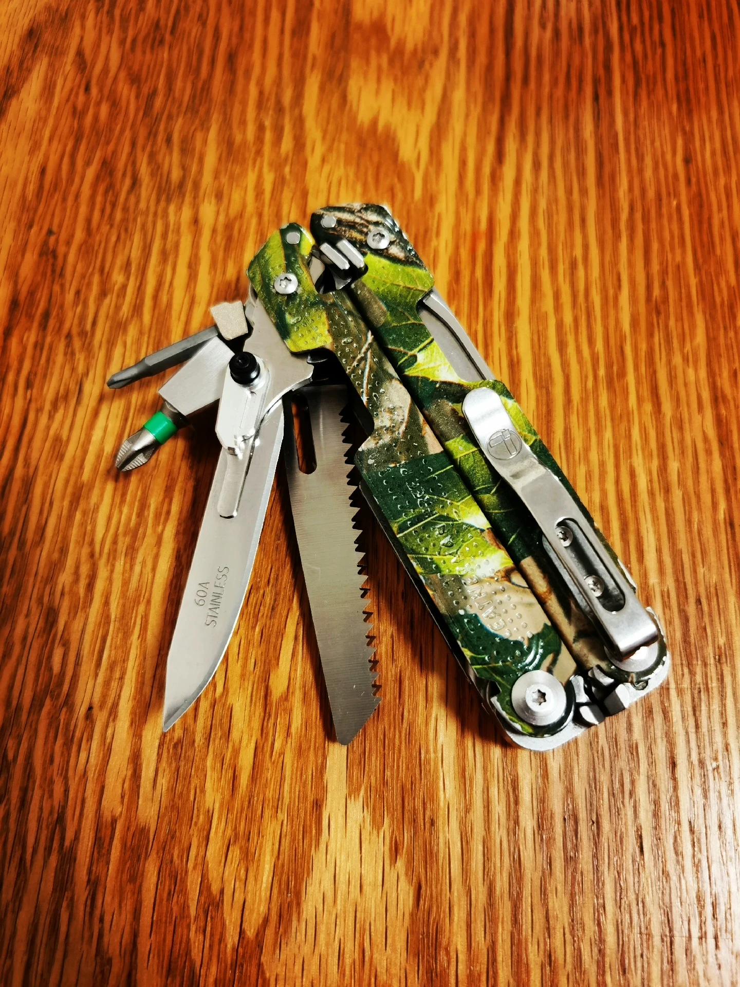 60# Surgical Handle for Leatherman ARC P4 P2, Quick-Release Press Lock, Tube Slot (1.5x6mm) , Tool Not Included
60# Surgical Handle for Leatherman ARC P4 P2, Quick-Release Press Lock, Tube Slot (1.5x6mm) , Tool Not Included
