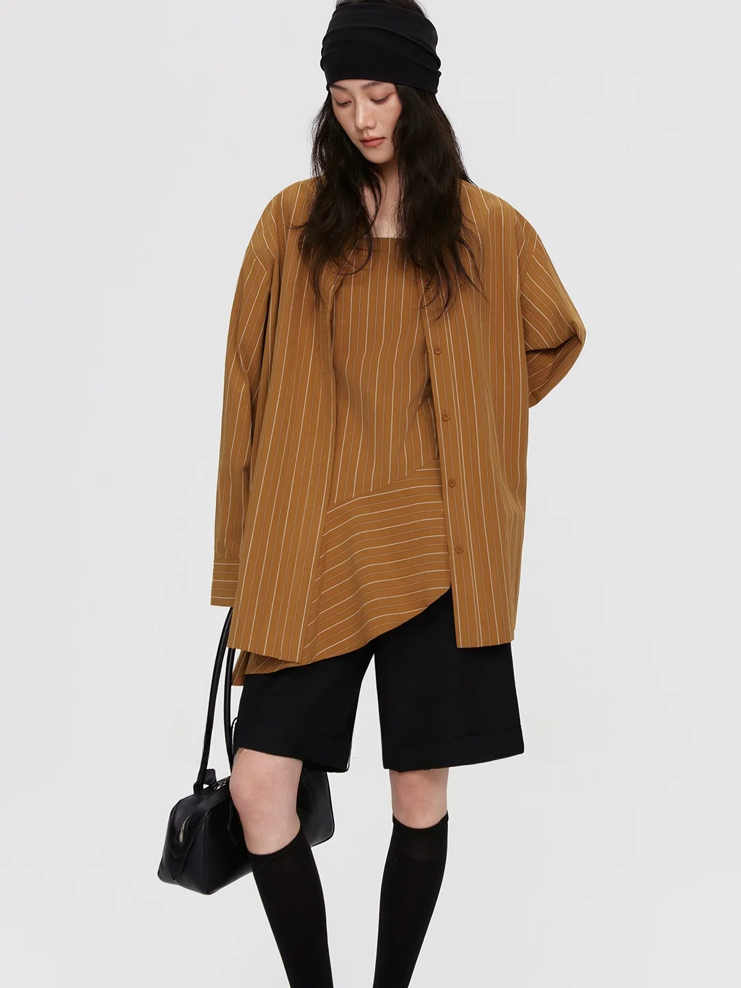 Retro Coffee Stripe Halter Dress Shirt Set Asymmetrical Hem Design Unique Two-Piece Set Women's Fashion Spring City Commute C...
Retro Coffee Stripe Halter Dress Shirt Set Asymmetrical Hem Design Unique Two-Piece Set Women's Fashion Spring City Commute C...