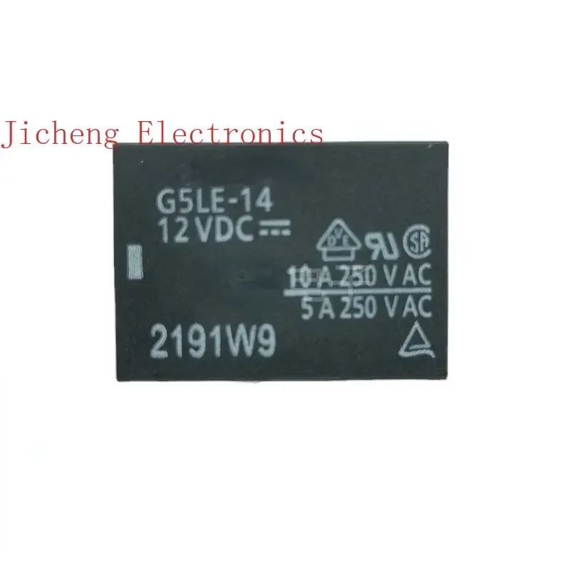 G5LE-14-12V Relay 12V 5-pin Brand New G5LE-14 12VDC
G5LE-14-12V Relay 12V 5-pin Brand New G5LE-14 12VDC