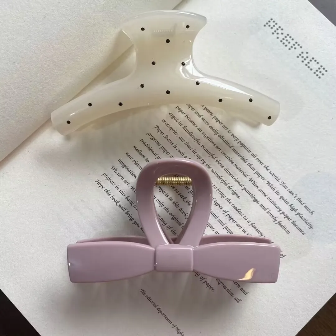2pcs Sweet Pink Bow White Dots Arc Large Hair Claw Clip Gril Women's Elegant Shark Bowknot Hair Clamp Headdress Hair Accessories
2pcs Sweet Pink Bow White Dots Arc Large Hair Claw Clip Gril Women's Elegant Shark Bowknot Hair Clamp Headdress Hair Accessories