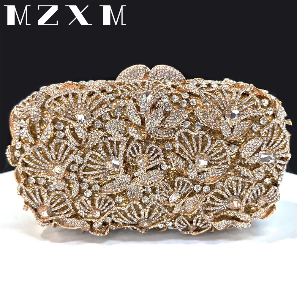 Elegant Wedding Bride Handbags Rhinestone Evening Bag for Women Luxury Designer Clutch Purses Crystal Vintage Shiny Bags
Elegant Wedding Bride Handbags Rhinestone Evening Bag for Women Luxury Designer Clutch Purses Crystal Vintage Shiny Bags