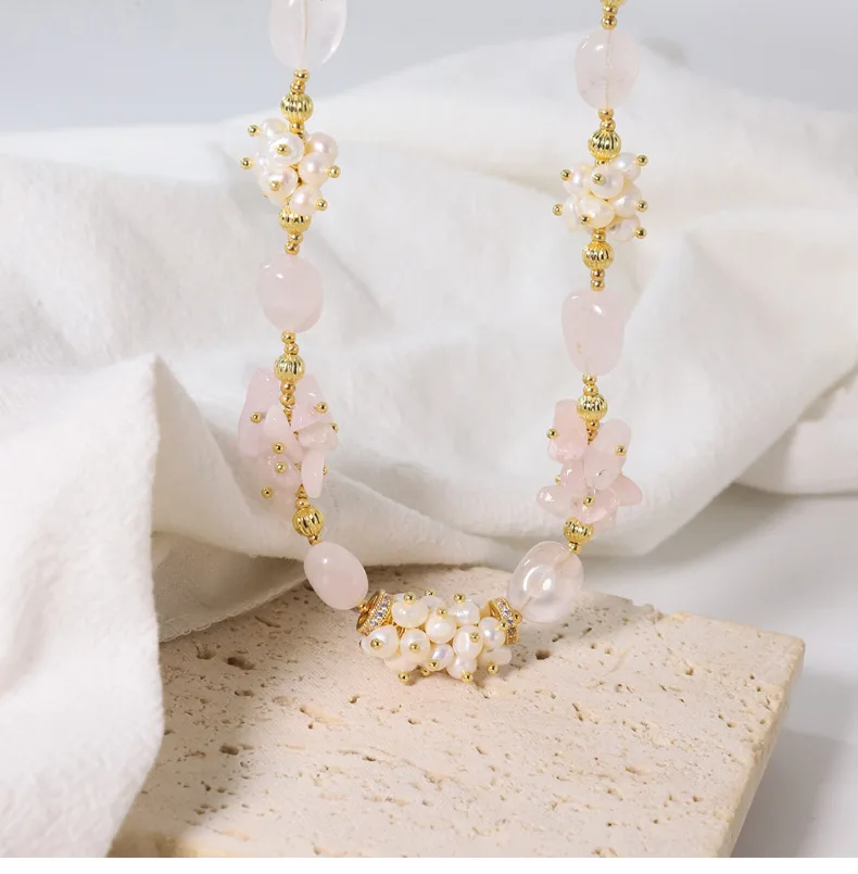 Charm Natural Fresh Water Pearl Necklace Female New Chinese Retro Pink Crystal Clavicle Chain Fashion Jewelry Accessory
Charm Natural Fresh Water Pearl Necklace Female New Chinese Retro Pink Crystal Clavicle Chain Fashion Jewelry Accessory