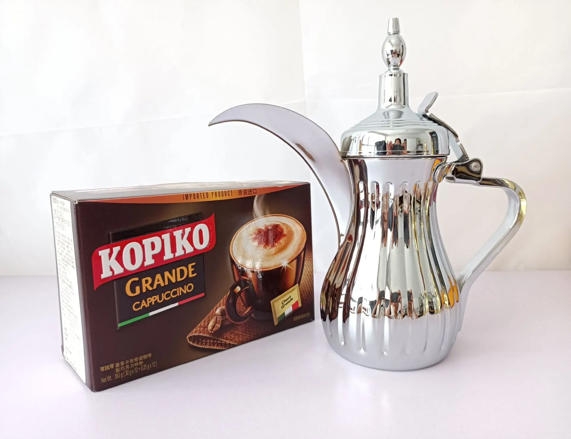 Stainless Steel Middle Eastern Coffee Pot Arabic Pot Gold Silver Color Middle Eastern Style Coffee Server for Home
Stainless Steel Middle Eastern Coffee Pot Arabic Pot Gold Silver Color Middle Eastern Style Coffee Server for Home