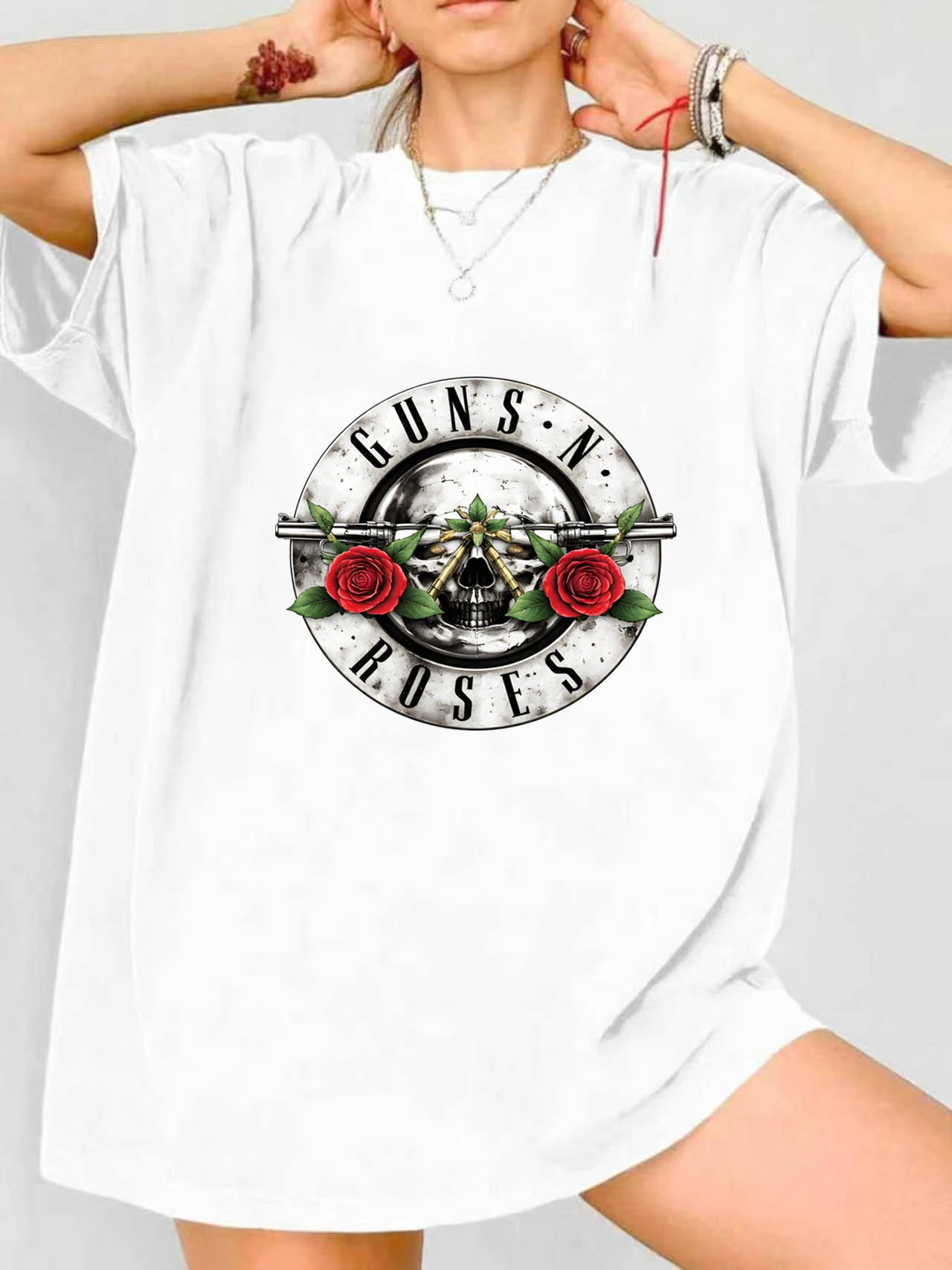 【JYDX112290】Gun and rose print plus size women's round neck summer casual short sleeved street fashion versatile T-shirt
【JYDX112290】Gun and rose print plus size women's round neck summer casual short sleeved street fashion versatile T-shirt