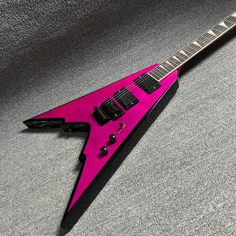 Free Delivery Electric Guitar Purple Rosewood Neck Mahogany Body V Professional Performance
Free Delivery Electric Guitar Purple Rosewood Neck Mahogany Body V Professional Performance