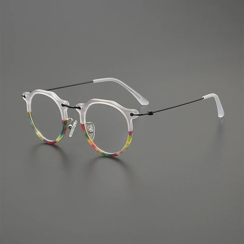 Niche literary personality glasses frame retro fashion design ultra-light titanium round frame splicing color myopia optical gla
Niche literary personality glasses frame retro fashion design ultra-light titanium round frame splicing color myopia optical gla