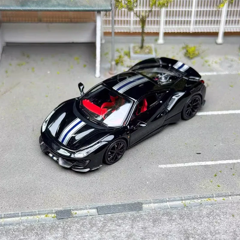 Литой под давлением оригинальный масштаб 1:64, 488, модель из сплава фиста, имитация украшения, хобби, сувениры, коллекция подарков, статический дисплей
Литой под давлением оригинальный масштаб 1:64, 488, модель из сплава фиста, имитация украшения, хобби, сувениры, коллекция подарков, статический дисплей