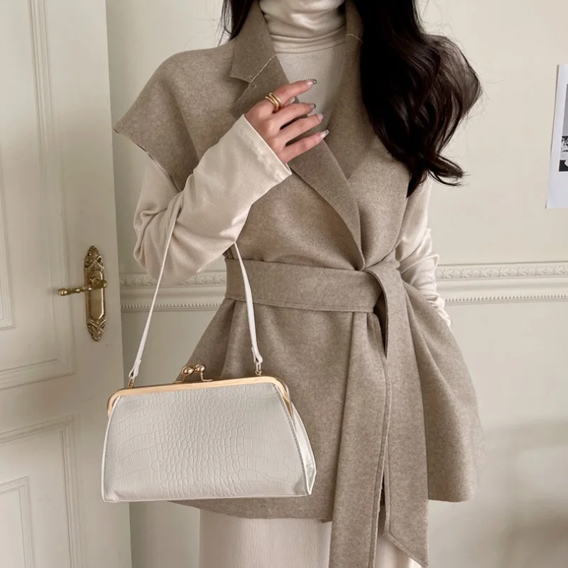 Double-Color Woolen Vest Jacket Dongda Gate Autumn New Style Versatile Waist Belt Included Korean Version Long Sleeve Suit Co...
Double-Color Woolen Vest Jacket Dongda Gate Autumn New Style Versatile Waist Belt Included Korean Version Long Sleeve Suit Co...