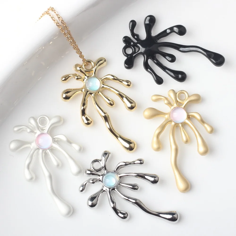 10 Pieces/bag Simple Alloy Spray Painted Zircon Inlaid Irregular Pendant DIY Bracelet Necklace Earrings Accessories
10 Pieces/bag Simple Alloy Spray Painted Zircon Inlaid Irregular Pendant DIY Bracelet Necklace Earrings Accessories