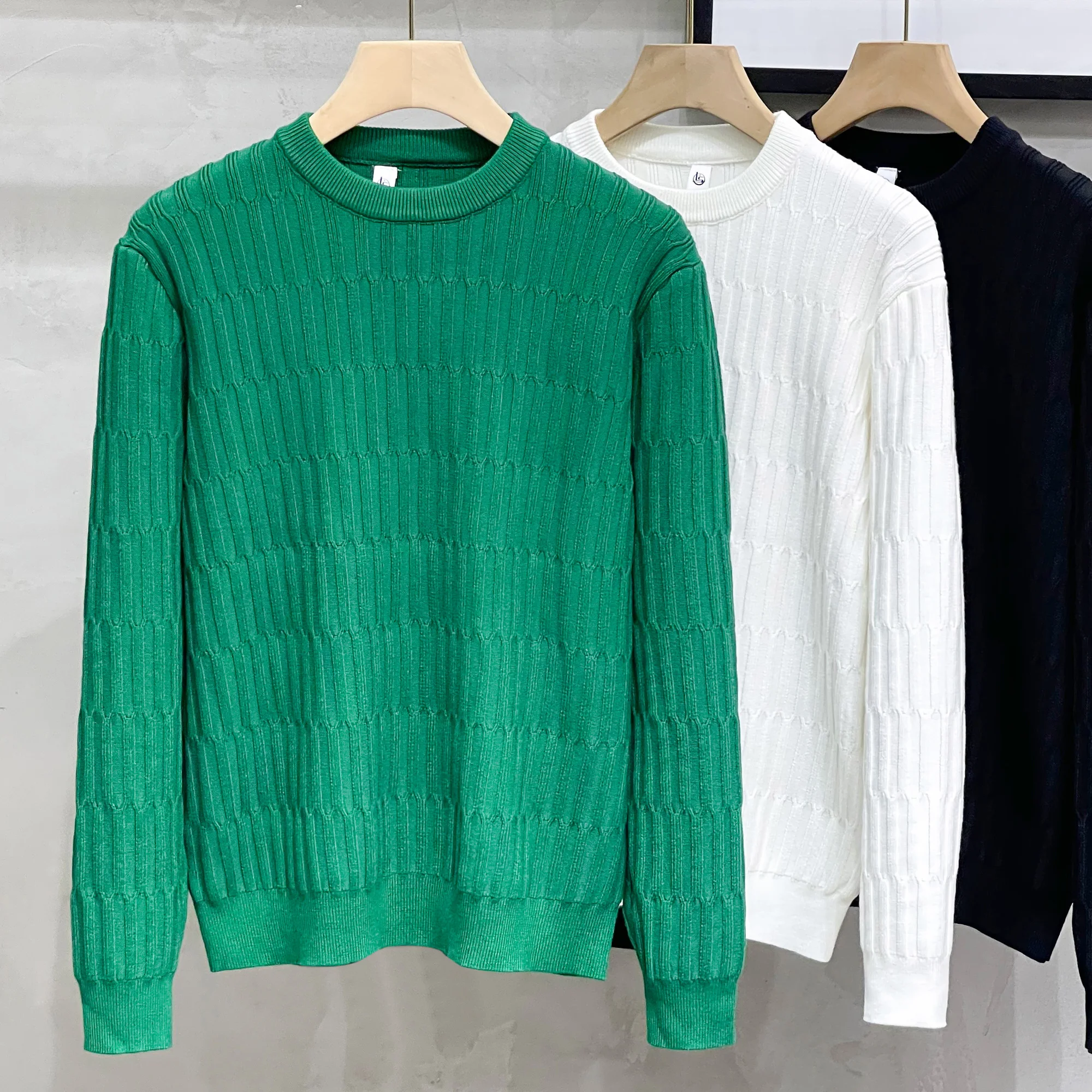Winter Men Vintage Twist Sweater O-Neck Solid Color Male Knitted Pullover Loose Harajuku Mens Retro Sweaters Knitwear A123
Winter Men Vintage Twist Sweater O-Neck Solid Color Male Knitted Pullover Loose Harajuku Mens Retro Sweaters Knitwear A123
