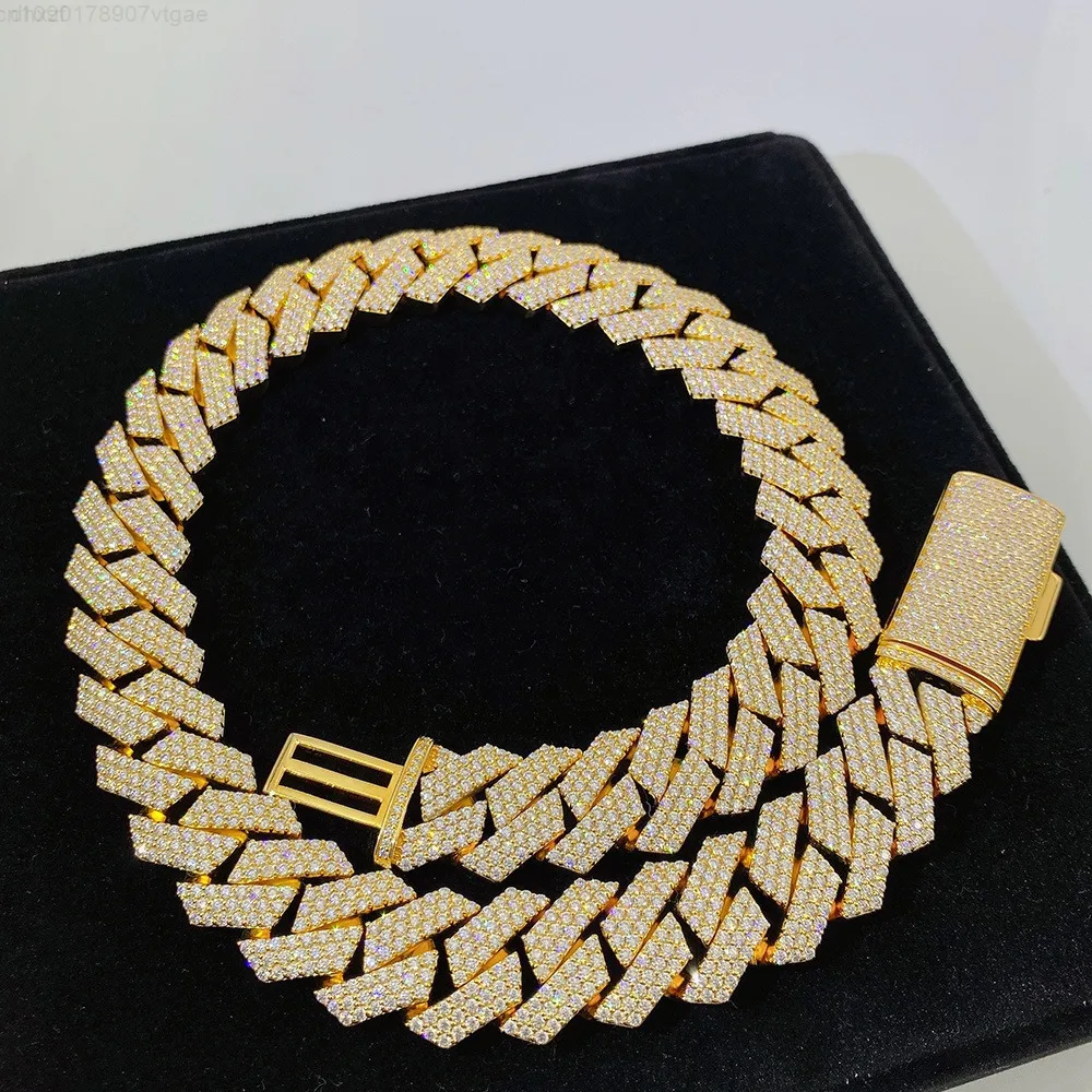 New Arrival Hip Hop Iced Out 20mm Yellow Gold Moissanite Miami Custom Cuban Link Necklace Heavy Cuban Link Hand Chain
New Arrival Hip Hop Iced Out 20mm Yellow Gold Moissanite Miami Custom Cuban Link Necklace Heavy Cuban Link Hand Chain