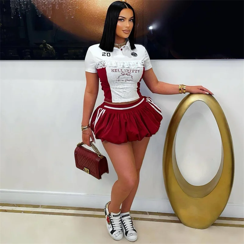 Повседневные сексуальные комплекты из двух предметов, женская кружевная футболка с коротким рукавом и надписью в полоску, плиссированная мини-юбка с фонариком и бутоном цветка, спортивный костюм
Повседневные сексуальные комплекты из двух предметов, женская кружевная футболка с коротким рукавом и надписью в полоску, плиссированная мини-юбка с фонариком и бутоном цветка, спортивный костюм