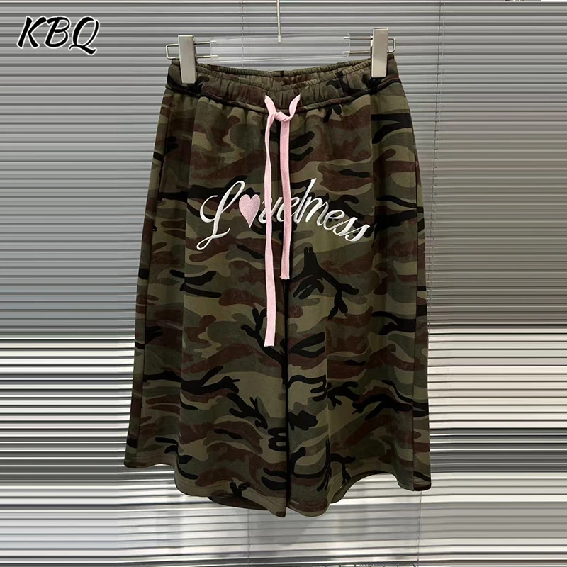 KBQ Hit Color Letter Printing Spliced Lace Pants for Women High Waist Camouflage Loose Casual Trouser Female Fashion Style New
KBQ Hit Color Letter Printing Spliced Lace Pants for Women High Waist Camouflage Loose Casual Trouser Female Fashion Style New