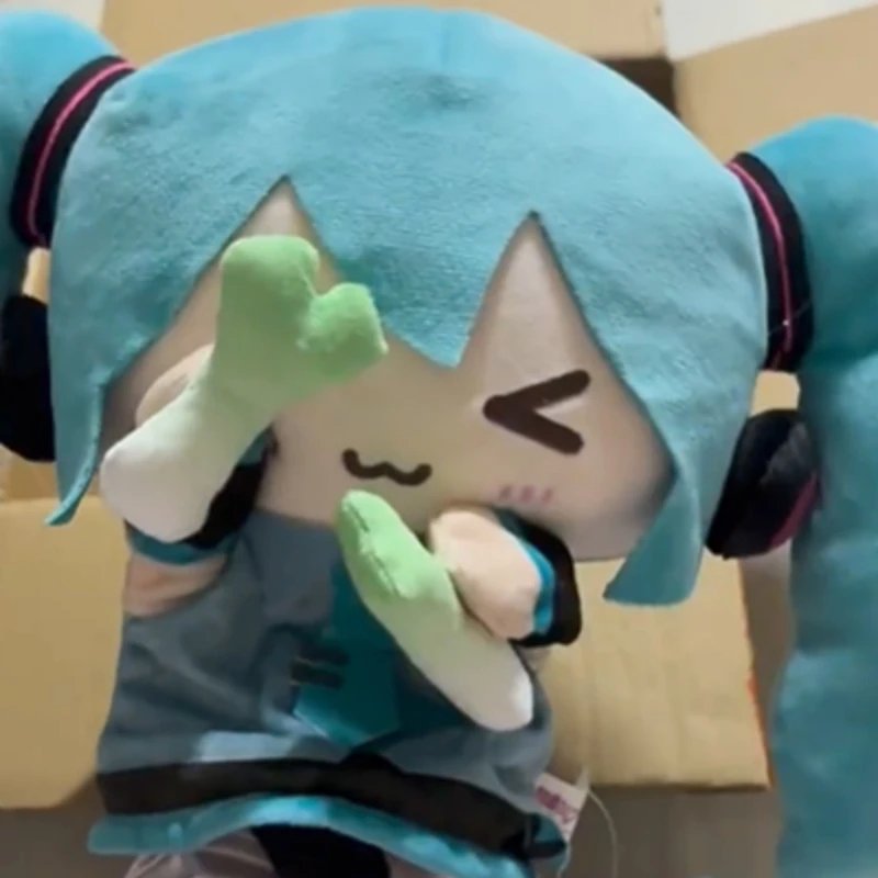 Genuine Hand Puppet Doll Miku Support Green Model Hatsune Miku Plush Series Plush Hand Puppet Doll Miku Onion Style Gifts
Genuine Hand Puppet Doll Miku Support Green Model Hatsune Miku Plush Series Plush Hand Puppet Doll Miku Onion Style Gifts