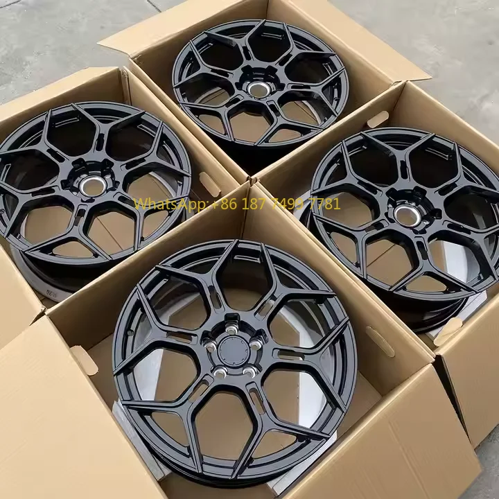 Custom 5x112 5x120 Racing Car Wheels 19 20 21 22 Inch Forged Monoblock Wheels 6061-T6 Alloy Gloss Black Wheel Rims
Custom 5x112 5x120 Racing Car Wheels 19 20 21 22 Inch Forged Monoblock Wheels 6061-T6 Alloy Gloss Black Wheel Rims