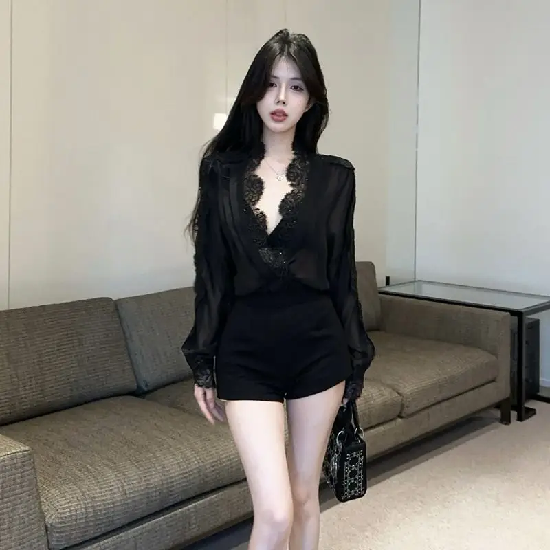 Lace Splicing Chiffon Female Tops High Quality Full Long Sleeve Sale of Beautiful in Promotions Cool Women's Shirt and Blouse
Lace Splicing Chiffon Female Tops High Quality Full Long Sleeve Sale of Beautiful in Promotions Cool Women's Shirt and Blouse