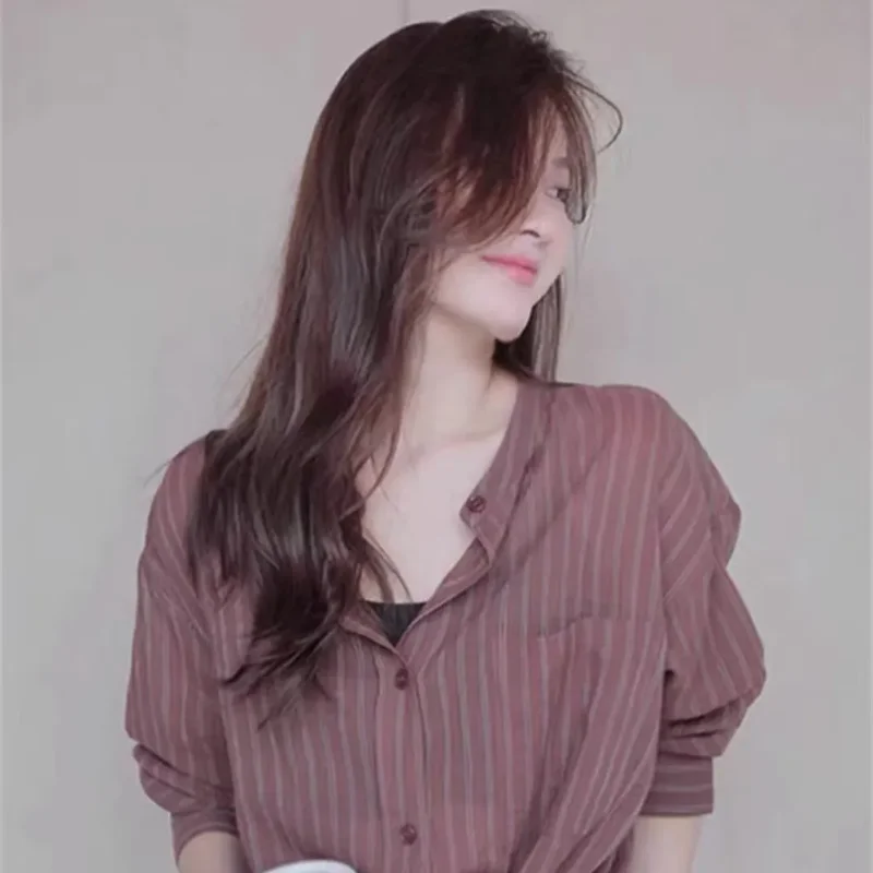 Женская блузка с длинным рукавом, воротником-стойкой, в полоску, свободного кроя, на пуговицах, с карманом, повседневная
Женская блузка с длинным рукавом, воротником-стойкой, в полоску, свободного кроя, на пуговицах, с карманом, повседневная