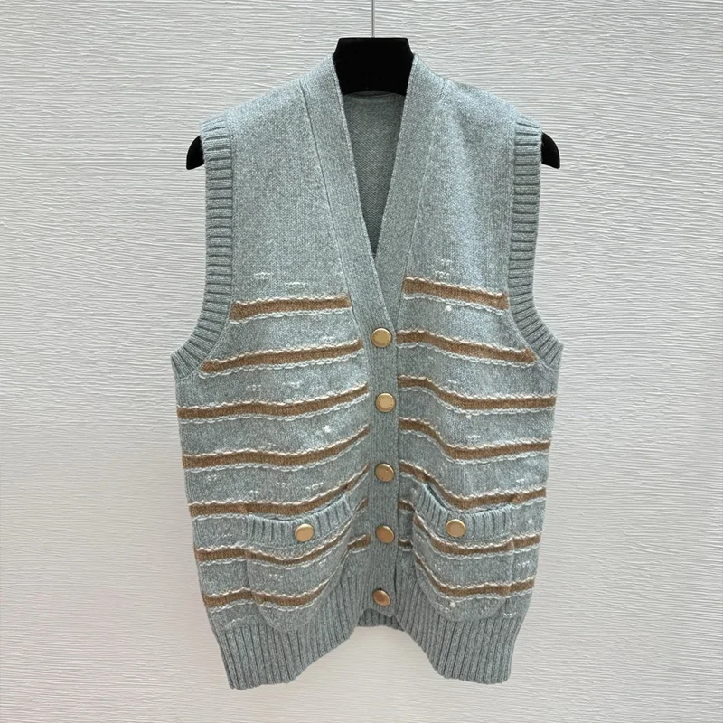 Высококачественный разноцветный полосатый женский весенне-осенний свитер с металлическими пуговицами и двойными карманами 25916114
Высококачественный разноцветный полосатый женский весенне-осенний свитер с металлическими пуговицами и двойными карманами 25916114